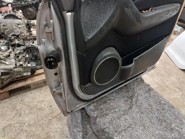 bontott MERCEDES-BENZ B-CLASS Jobb első Ajtó (Részeivel)