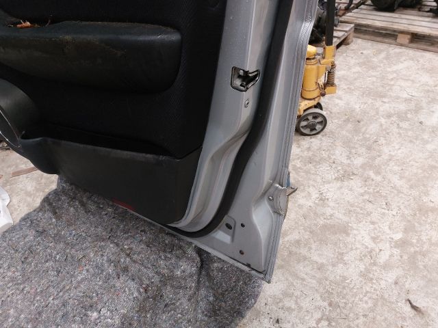 bontott MERCEDES-BENZ B-CLASS Jobb első Ajtó (Részeivel)