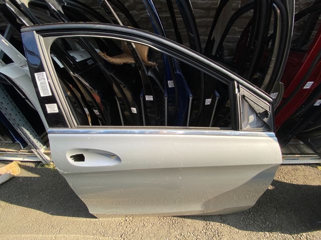 bontott MERCEDES-BENZ B-CLASS Jobb első Ajtó (Üres lemez)