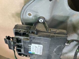 bontott MERCEDES-BENZ B-CLASS Jobb első Ajtó Vezérlőegység