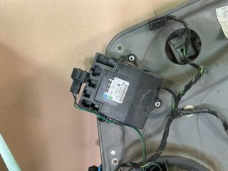 bontott MERCEDES-BENZ B-CLASS Jobb első Ajtó Vezérlőegység