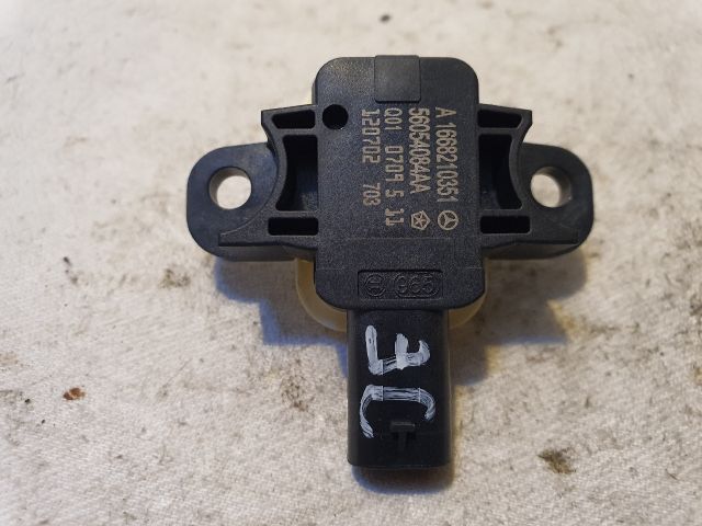 bontott MERCEDES-BENZ B-CLASS Jobb első Oldal Ütközés Érzékelő