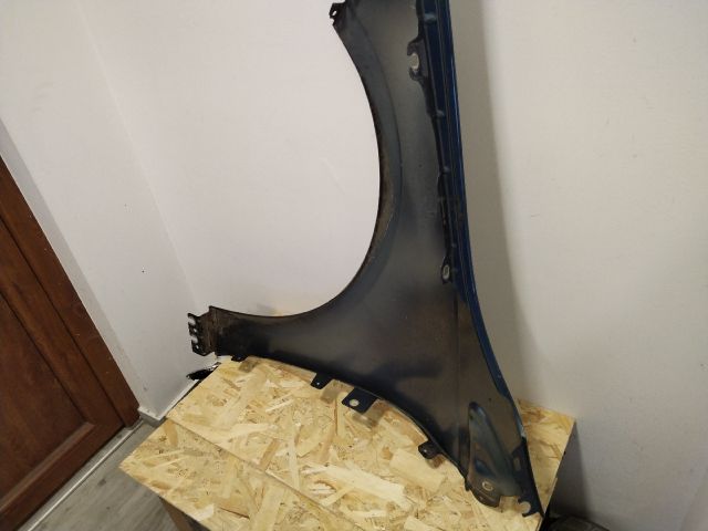 bontott MERCEDES-BENZ B-CLASS Jobb első Sárvédő