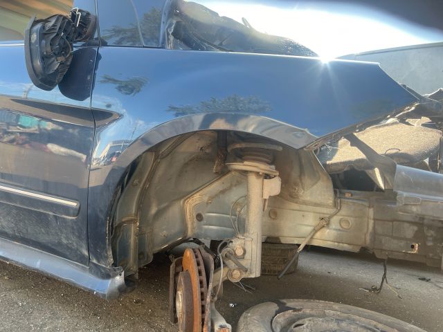 bontott MERCEDES-BENZ B-CLASS Jobb első Sárvédő