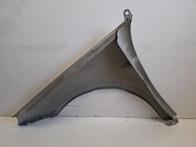 bontott MERCEDES-BENZ B-CLASS Jobb első Sárvédő