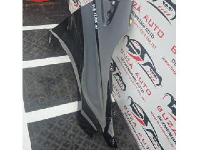 bontott MERCEDES-BENZ B-CLASS Jobb első Sárvédő