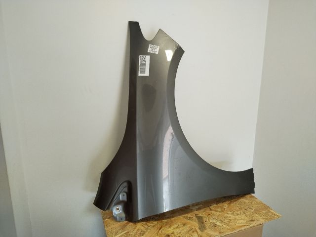 bontott MERCEDES-BENZ B-CLASS Jobb első Sárvédő