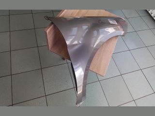 bontott MERCEDES-BENZ B-CLASS Jobb első Sárvédő