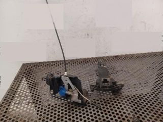 bontott MERCEDES-BENZ B-CLASS Jobb első Zsanér