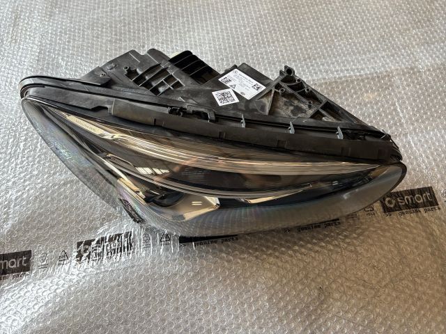 bontott MERCEDES-BENZ B-CLASS Jobb Fényszóró