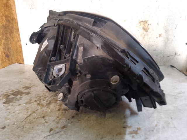 bontott MERCEDES-BENZ B-CLASS Jobb Fényszóró