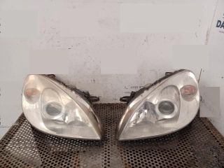 bontott MERCEDES-BENZ B-CLASS Jobb Fényszóró