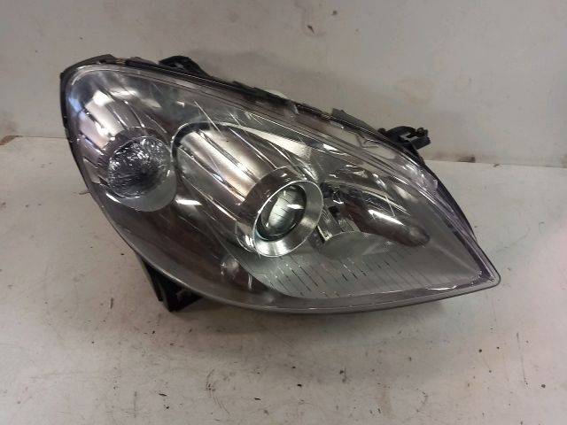 bontott MERCEDES-BENZ B-CLASS Jobb Fényszóró