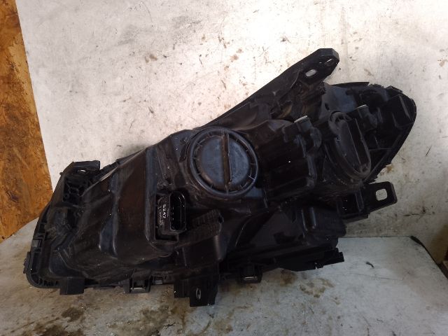 bontott MERCEDES-BENZ B-CLASS Jobb Fényszóró