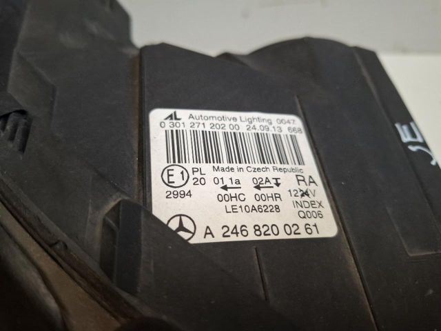 bontott MERCEDES-BENZ B-CLASS Jobb Fényszóró