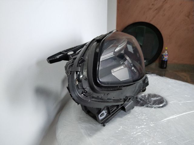 bontott MERCEDES-BENZ B-CLASS Jobb Fényszóró