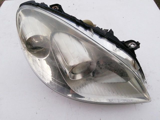 bontott MERCEDES-BENZ B-CLASS Jobb Fényszóró