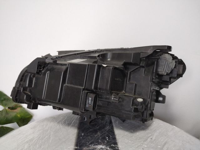 bontott MERCEDES-BENZ B-CLASS Jobb Fényszóró