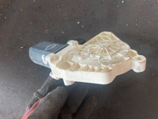 bontott MERCEDES-BENZ B-CLASS Jobb hátsó Ablakemelő Motor