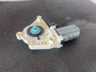 bontott MERCEDES-BENZ B-CLASS Jobb hátsó Ablakemelő Motor