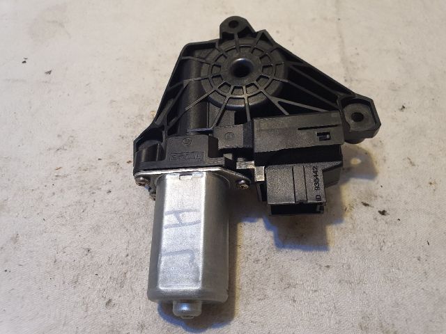 bontott MERCEDES-BENZ B-CLASS Jobb hátsó Ablakemelő Motor