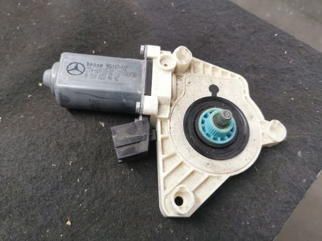 bontott MERCEDES-BENZ B-CLASS Jobb hátsó Ablakemelő Motor