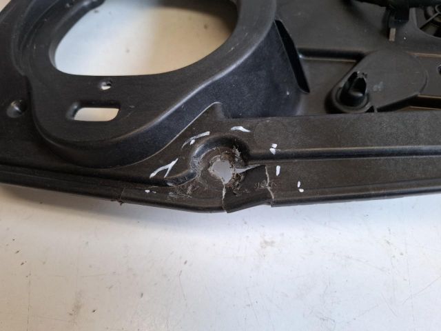 bontott MERCEDES-BENZ B-CLASS Jobb hátsó Ablakemelő Szerkezet (Elektromos)