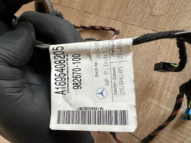 bontott MERCEDES-BENZ B-CLASS Jobb hátsó Ajtó Kábelköteg