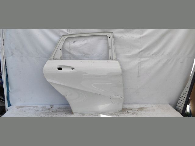 bontott MERCEDES-BENZ B-CLASS Jobb hátsó Ajtó (Üres lemez)