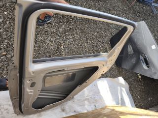 bontott MERCEDES-BENZ B-CLASS Jobb hátsó Ajtó (Üres lemez)