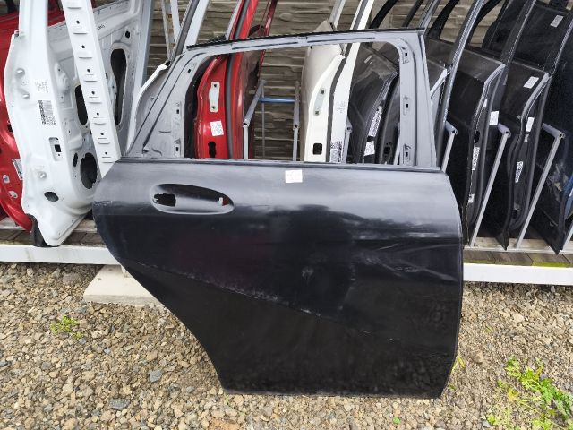 bontott MERCEDES-BENZ B-CLASS Jobb hátsó Ajtó (Üres lemez)
