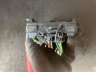 bontott MERCEDES-BENZ B-CLASS Jobb hátsó Ajtó Vezérlőegység