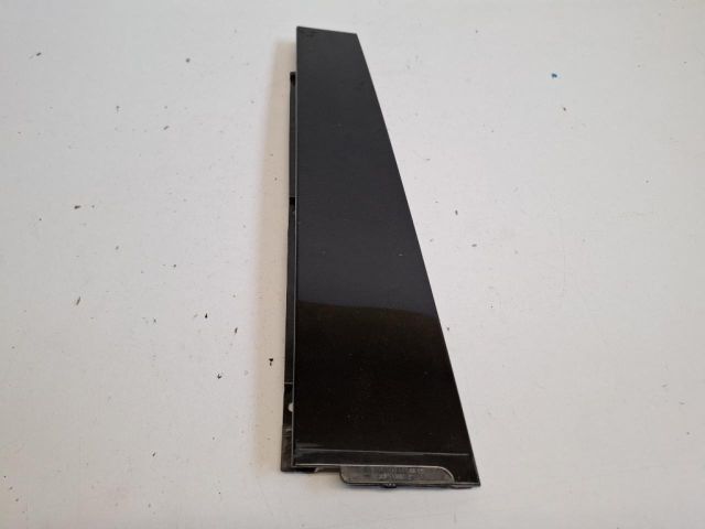 bontott MERCEDES-BENZ B-CLASS Jobb hátsó Első Ajtókeret Burkolat