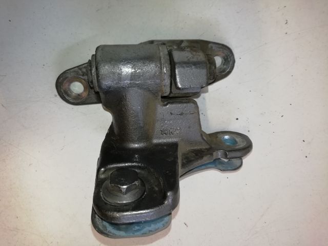 bontott MERCEDES-BENZ B-CLASS Jobb hátsó Felső Zsanér