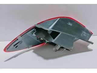 bontott MERCEDES-BENZ B-CLASS Jobb Hátsó Lámpa