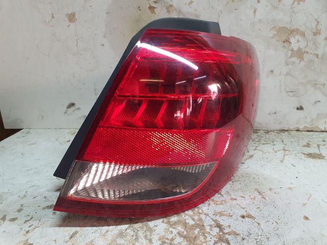 bontott MERCEDES-BENZ B-CLASS Jobb Hátsó Lámpa