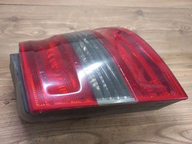 bontott MERCEDES-BENZ B-CLASS Jobb Hátsó Lámpa