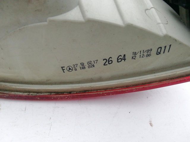 bontott MERCEDES-BENZ B-CLASS Jobb Külső Hátsó Lámpa