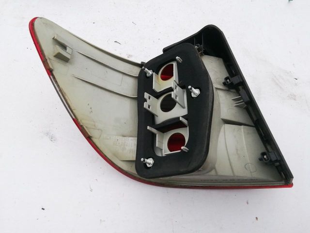 bontott MERCEDES-BENZ B-CLASS Jobb Külső Hátsó Lámpa