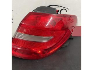 bontott MERCEDES-BENZ B-CLASS Jobb Külső Hátsó Lámpa