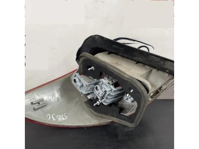 bontott MERCEDES-BENZ B-CLASS Jobb Külső Hátsó Lámpa