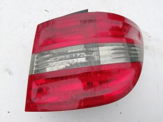 bontott MERCEDES-BENZ B-CLASS Jobb Külső Hátsó Lámpa