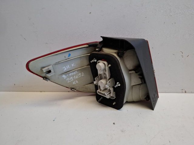 bontott MERCEDES-BENZ B-CLASS Jobb Külső Hátsó Lámpa