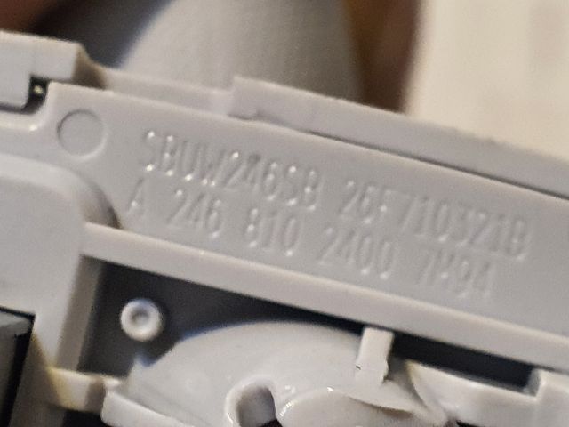 bontott MERCEDES-BENZ B-CLASS Jobb Napellenző