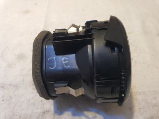 bontott MERCEDES-BENZ B-CLASS Jobb Szellőző