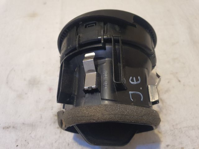 bontott MERCEDES-BENZ B-CLASS Jobb Szellőző