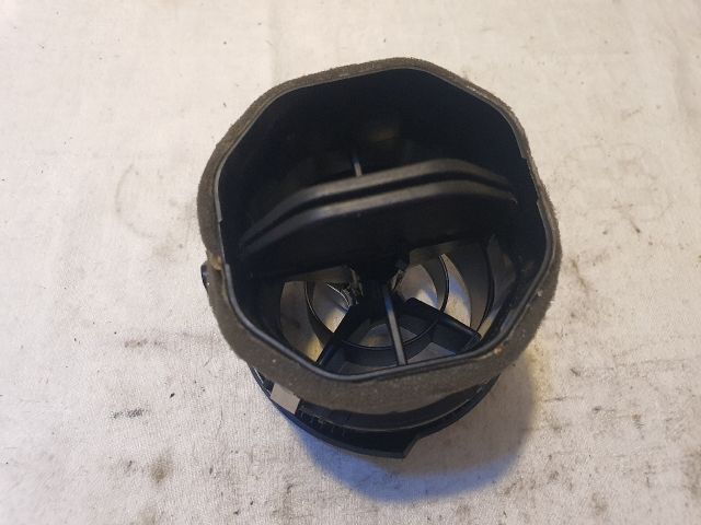 bontott MERCEDES-BENZ B-CLASS Jobb Szellőző