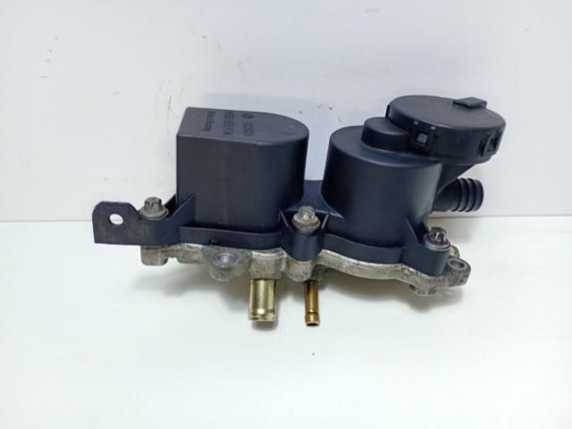 bontott MERCEDES-BENZ B-CLASS Kartergáz Visszavezető Ház