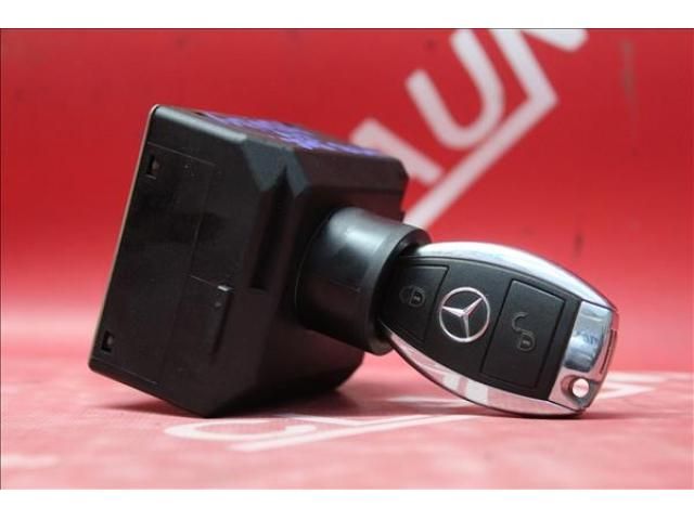 bontott MERCEDES-BENZ B-CLASS Kártyaolvasó