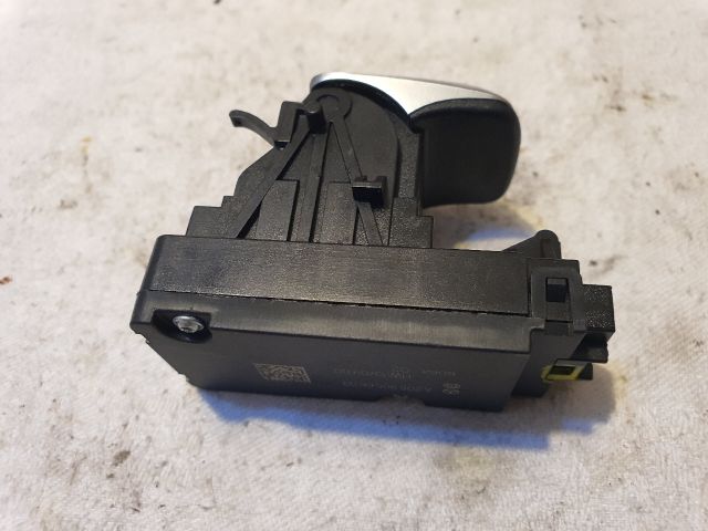 bontott MERCEDES-BENZ B-CLASS Kézifék Kapcsoló